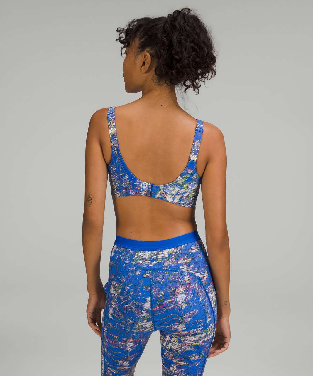 Lululemon Waterside Square-Neck Swim Top *B/C Cup - Speed Floral Wild Bluebell Multi