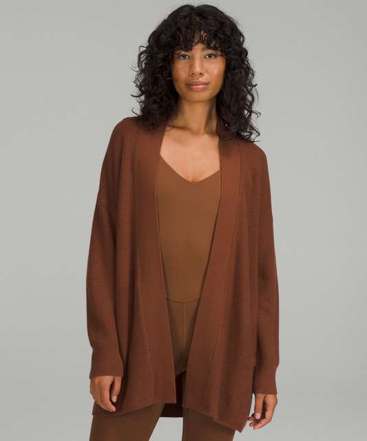 LA Cropped Long Sleeve Shrug