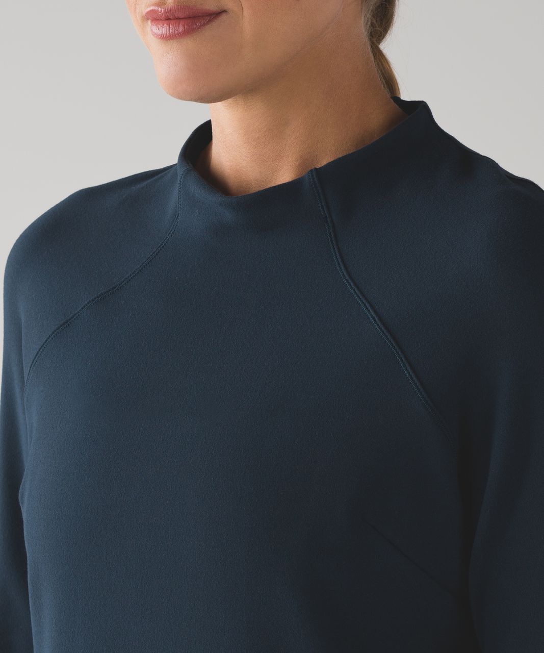 Lululemon Hill And Valley Mock Neck - Nocturnal Teal