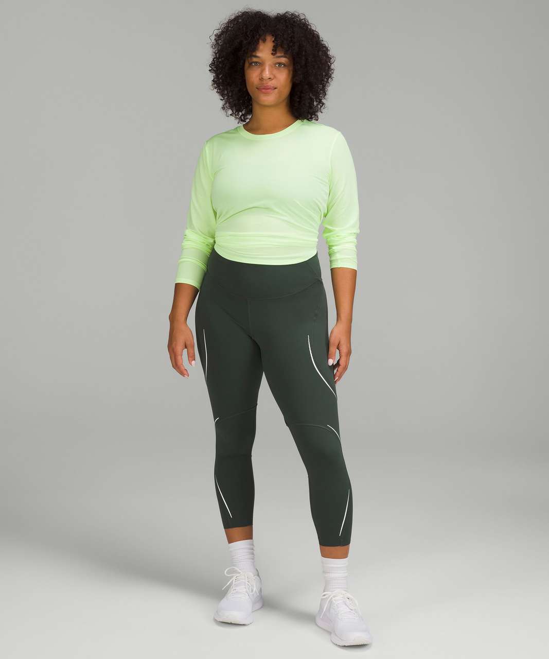 Really diggin the Base Pace Reflective tights in Smoked Spruce! : r/ lululemon