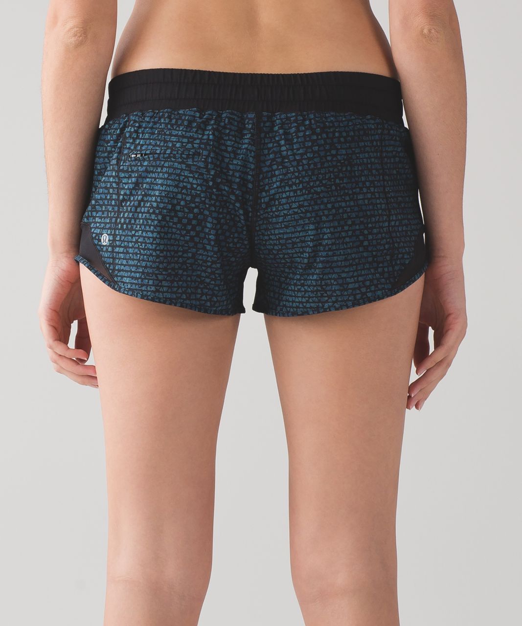 Lululemon Hotty Hot Short (2 1/2") - Shatter Weave Desert Teal Alberta Lake / Black