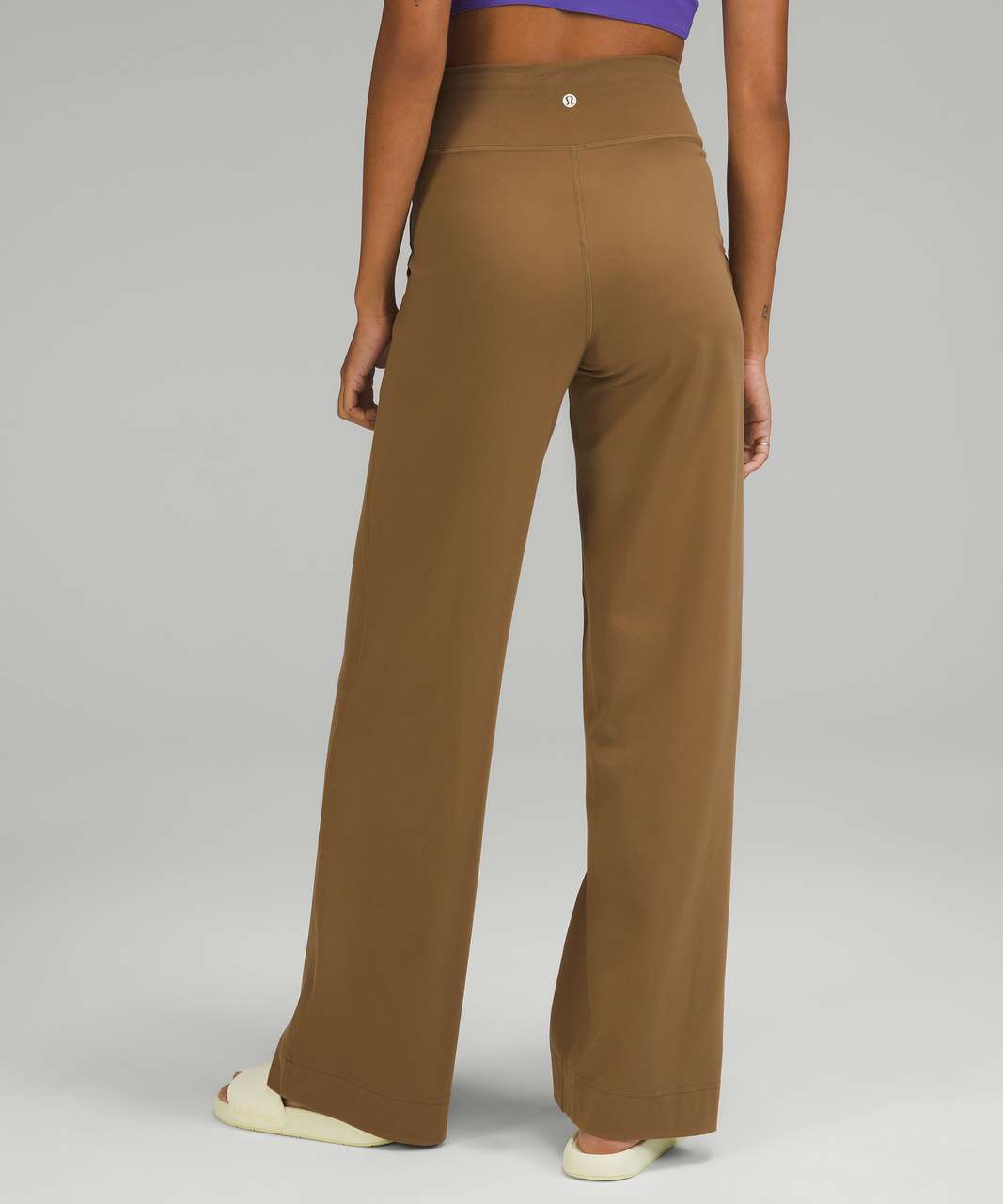 ad I just discovered these new wide-leg pants from @lululemon and can