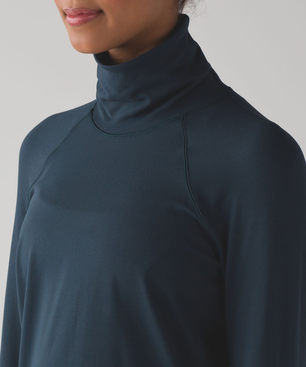 Lululemon Hill And Valley Turtleneck - Nocturnal Teal