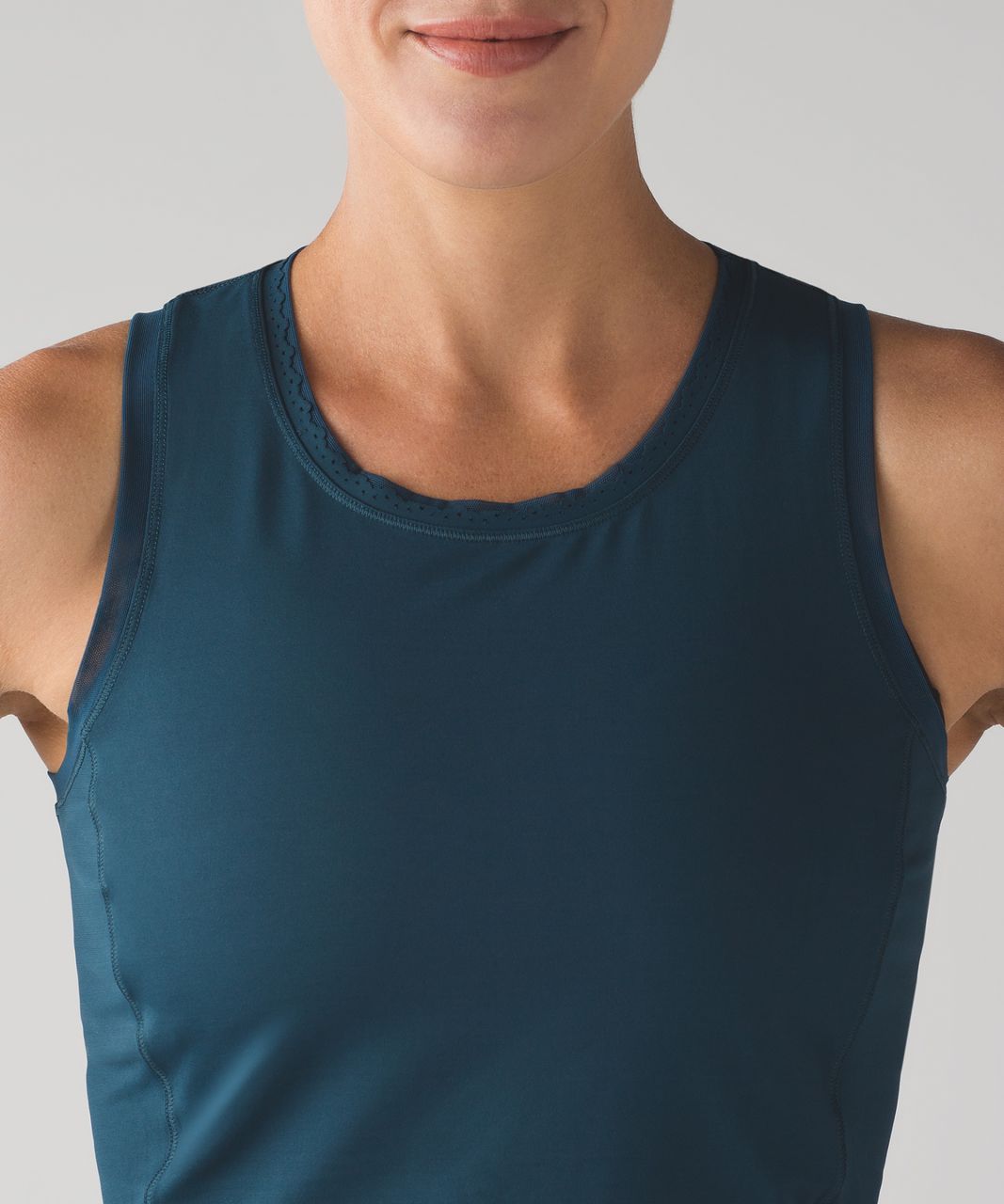 Lululemon Free Runner Tank - Alberta Lake