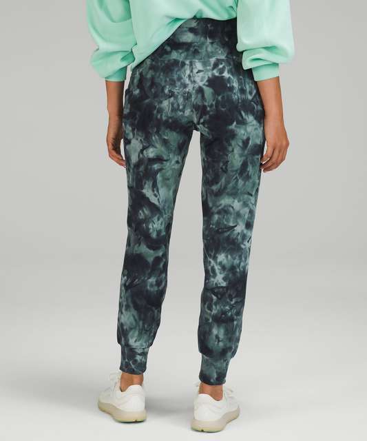 Lululemon Ready to Rulu High-Rise Cropped Jogger - Army Green