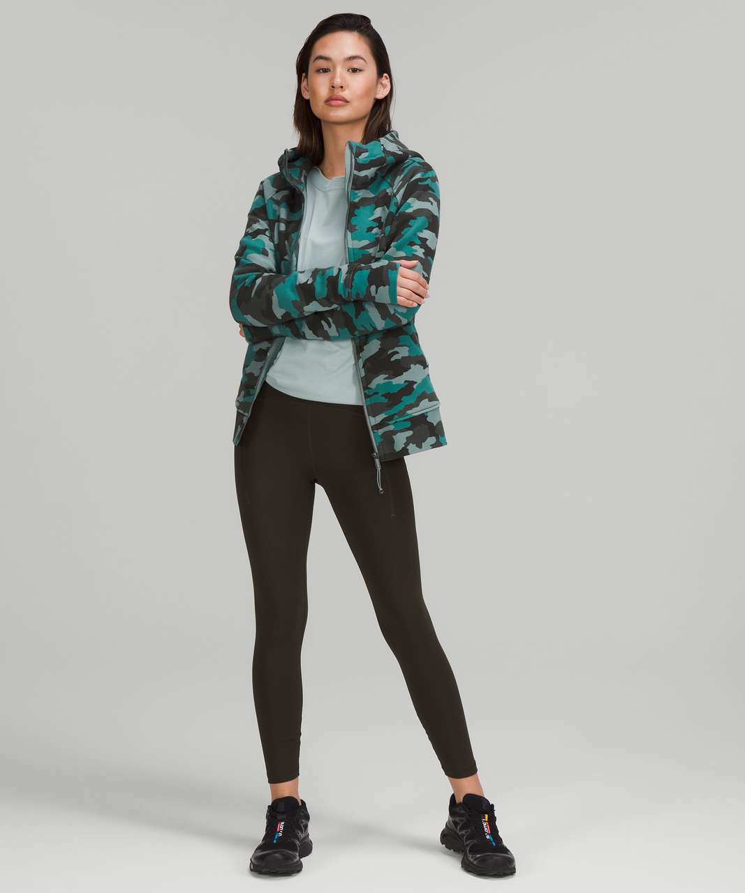 tidewater teal groove pants (8) & black scuba half-zip (xs/s