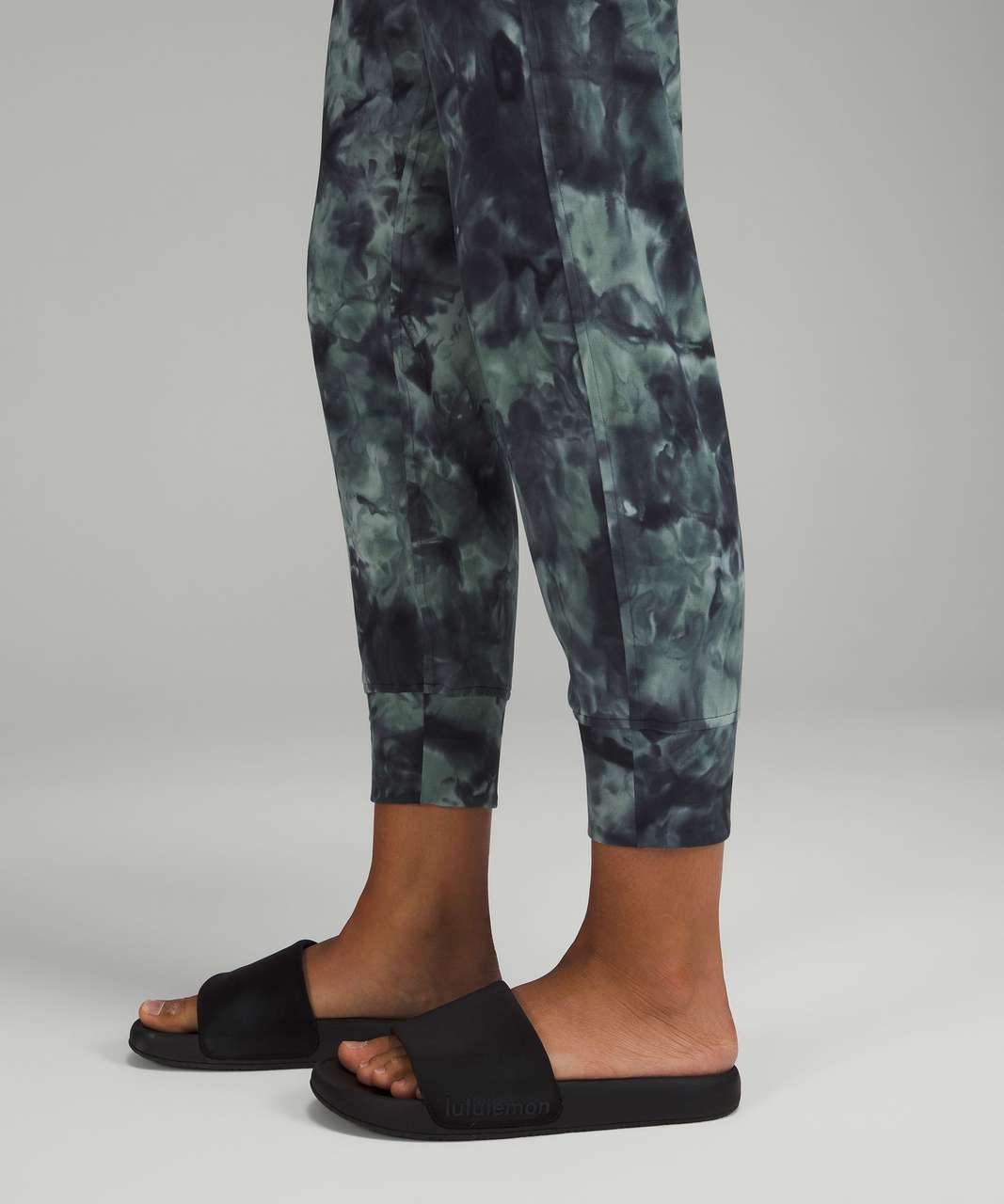 Lululemon Ready to Rulu Jogger Crop Heathered Tidewater Teal Size