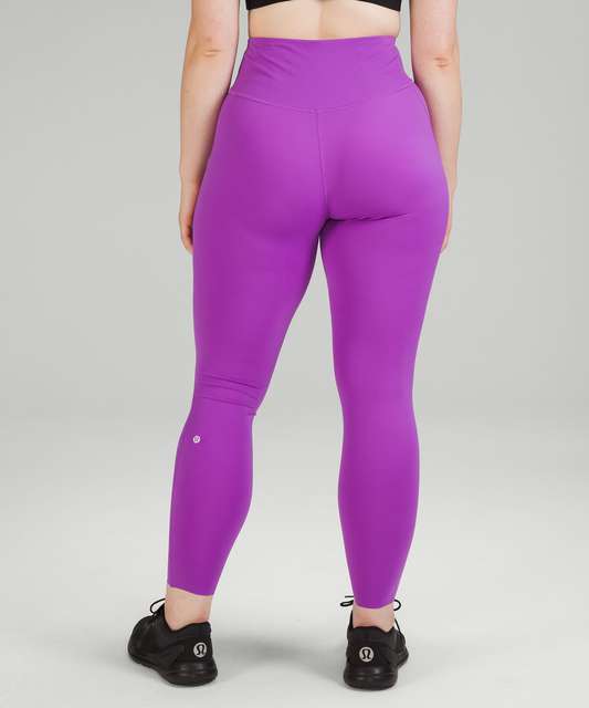 Lululemon Women’s Base Pace High Rise *Fleece Tight 28 Size 12 WLDB Wild  Berry