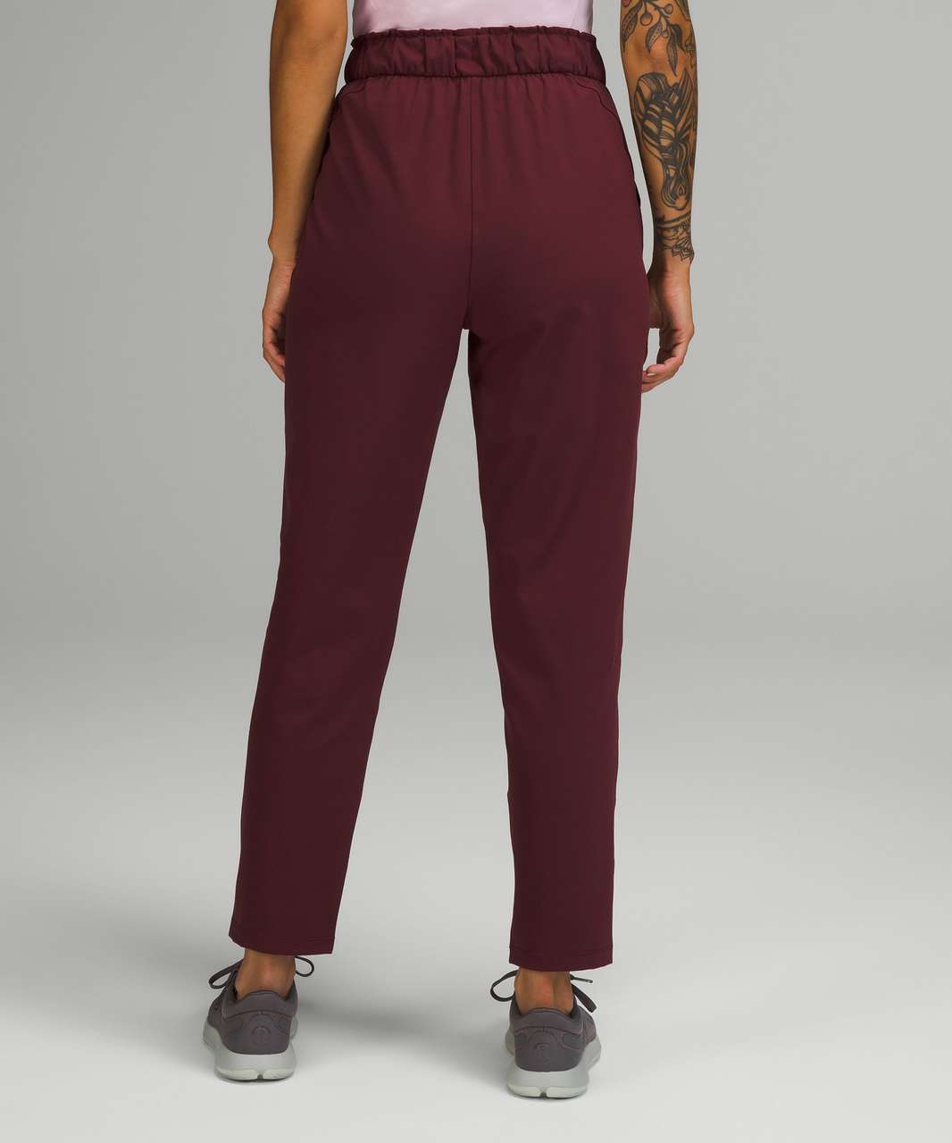 Is there way more stretch in the groove pants or is it just me? Seems like  I could've sized down. I got my usual align size 8. Smoky Red. : r/lululemon