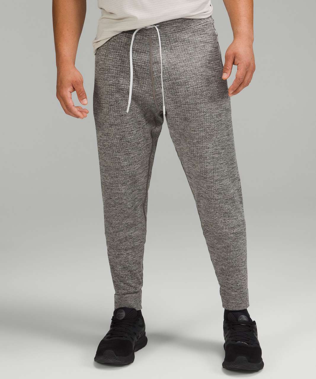 Lululemon Engineered Warmth Jogger - Vapor / Gull Grey / Black