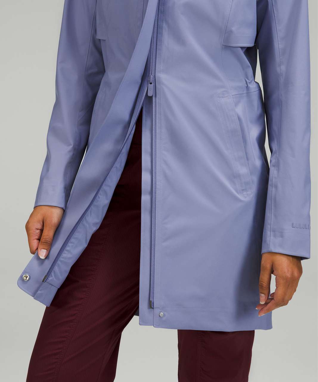 Lululemon Rain Rebel Jacket - Peri Purple