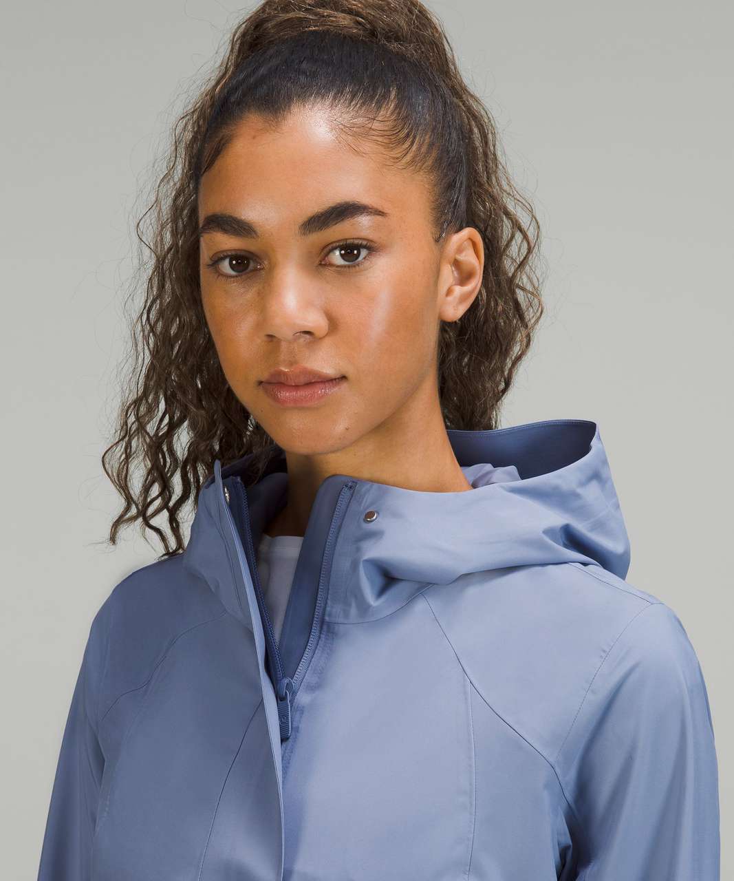 Lululemon Rain Rebel Jacket - Peri Purple