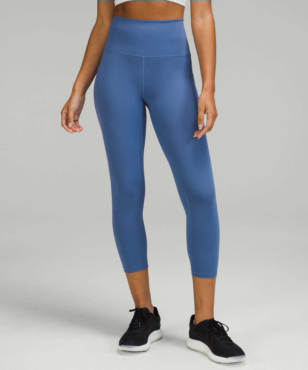 lululemon athletica, Pants & Jumpsuits, Lululemon Wunder Train High Rise  Crop Leggings Size 4