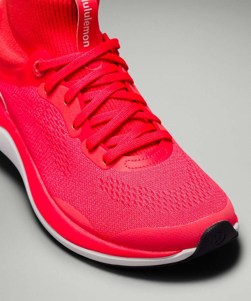 lululemon athletica Chargefeel Low Workout Shoe in Red