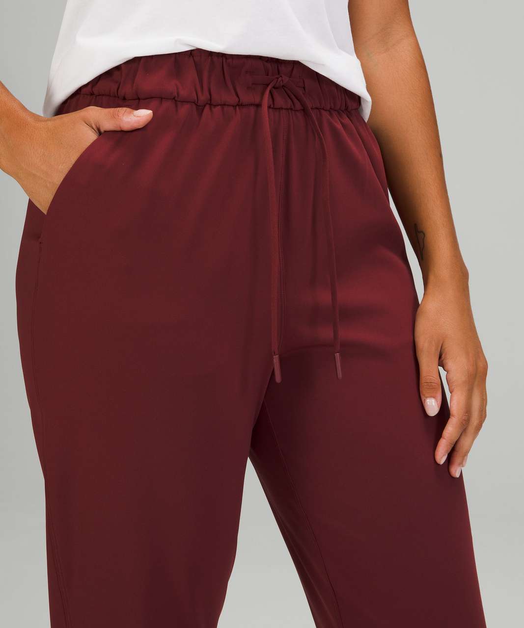 Lululemon Stretch High-Rise Jogger Full Length - Size 0 Burgundy