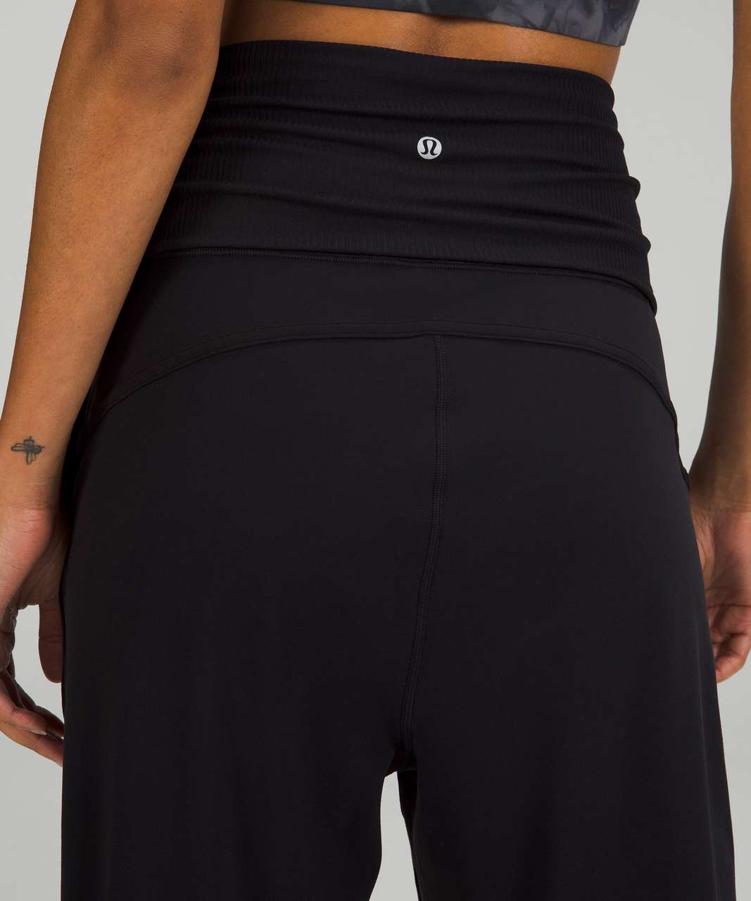 Lululemon Align Super-High-Rise Ribbed-Waist Jogger - Black