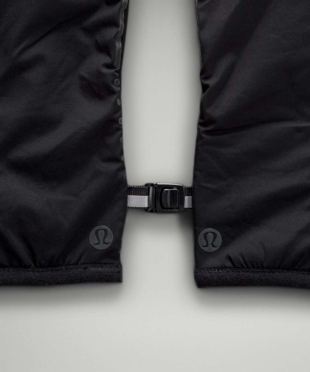 Lululemon Cold Terrain Hooded Gloves - Black