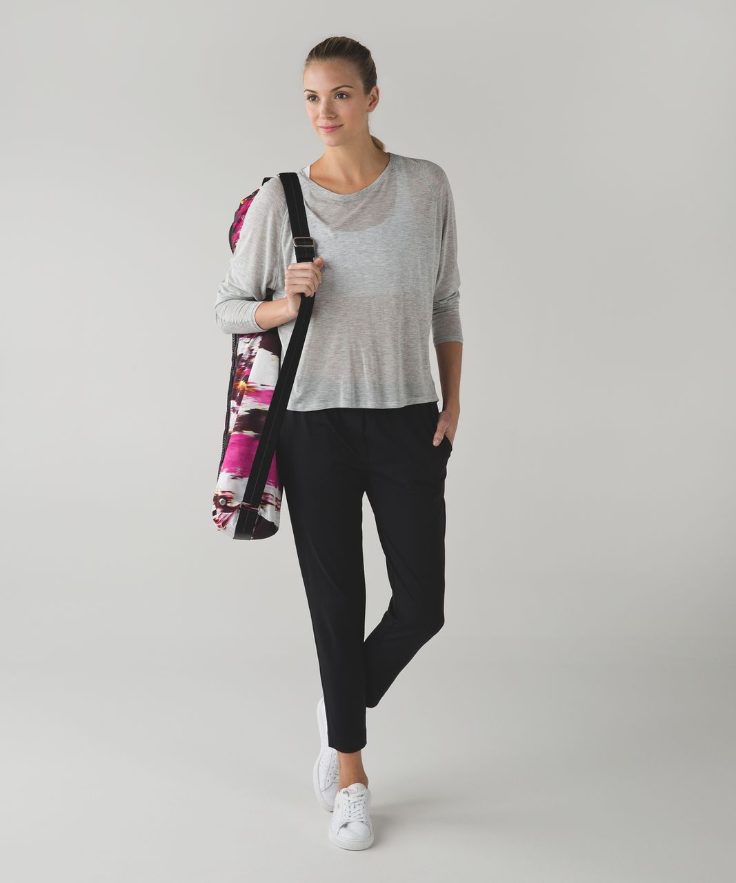 Lululemon Drishti Yoga Tote - Pigment Wind Berry Rumble Multi