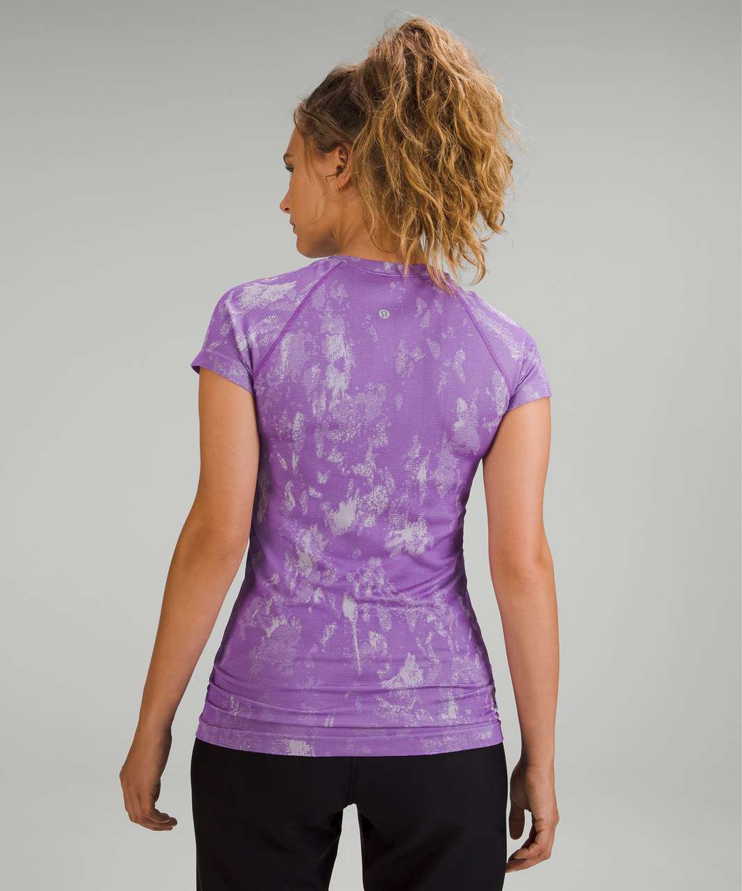 Lululemon Swiftly Tech Short Sleeve Shirt 2.0 - Shadow Bloom Moonlit Magenta / Faint Lavender