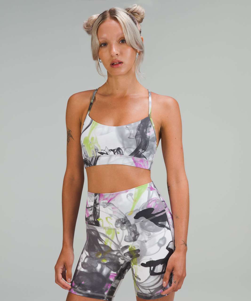 Lululemon Throwback Print Flow Y Bra Nulu *Light Support, A–C Cups - Unicorn Throwback White Multi