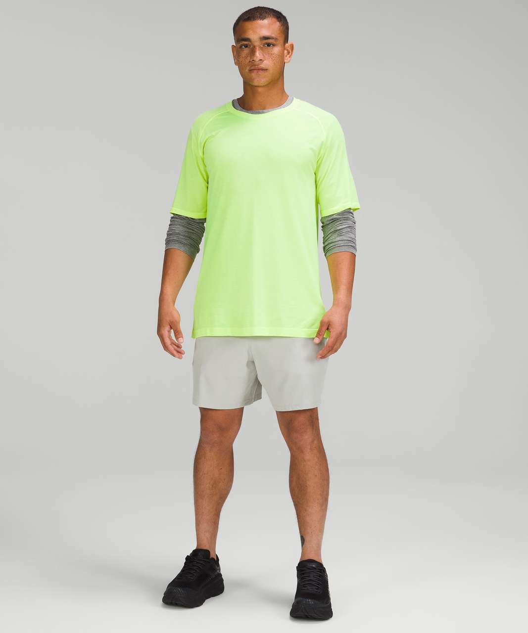 PACE Breaker Short - BLK (S) : : Clothing, Shoes & Accessories