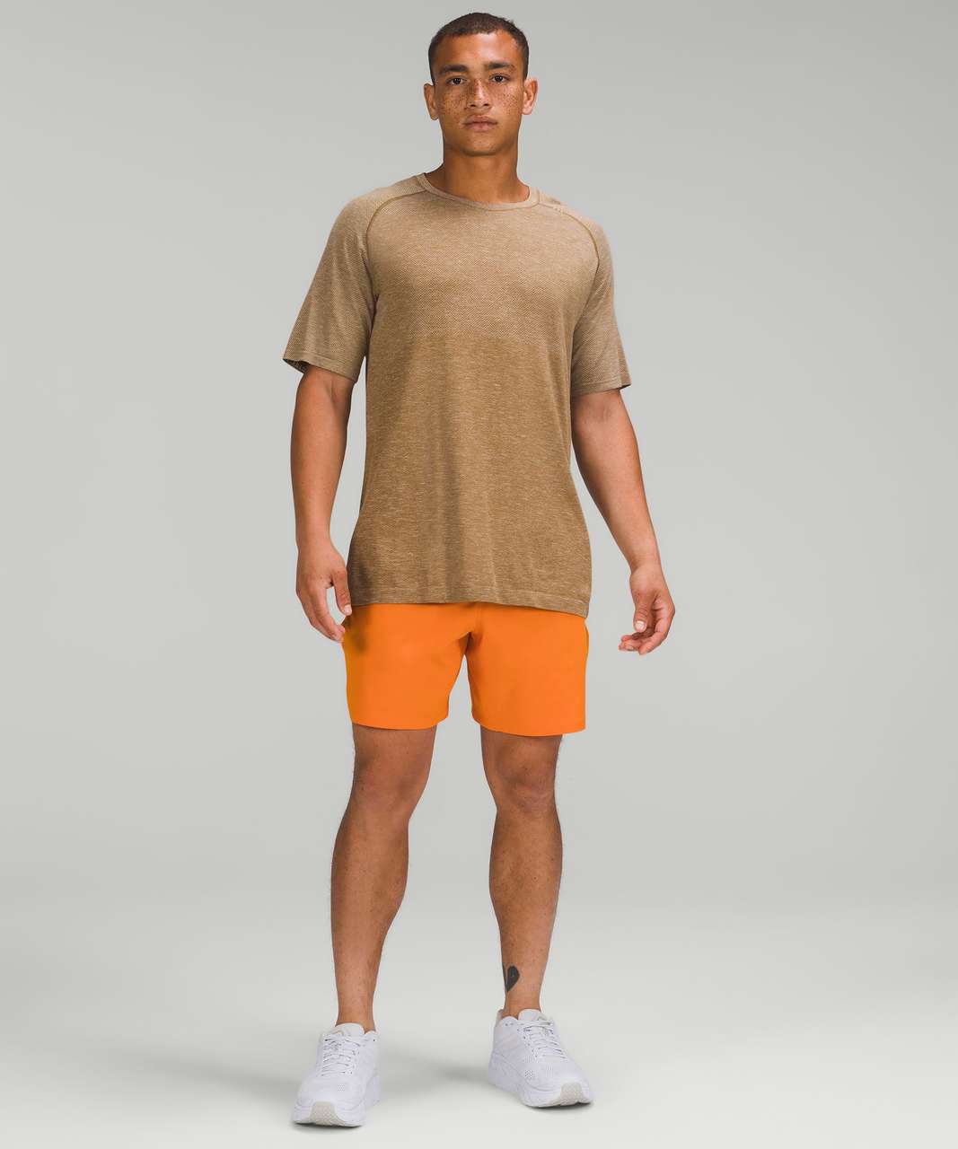 Lululemon Pace Breaker Linerless Short 7" - Rush Orange