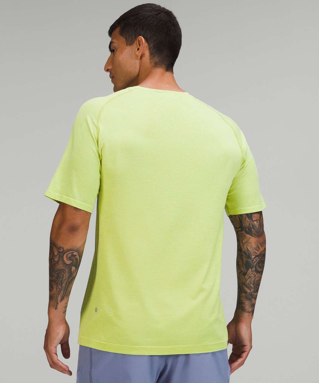 Lululemon Metal Vent Tech Short Sleeve Shirt 2.0 - Faded Zap / Wasabi