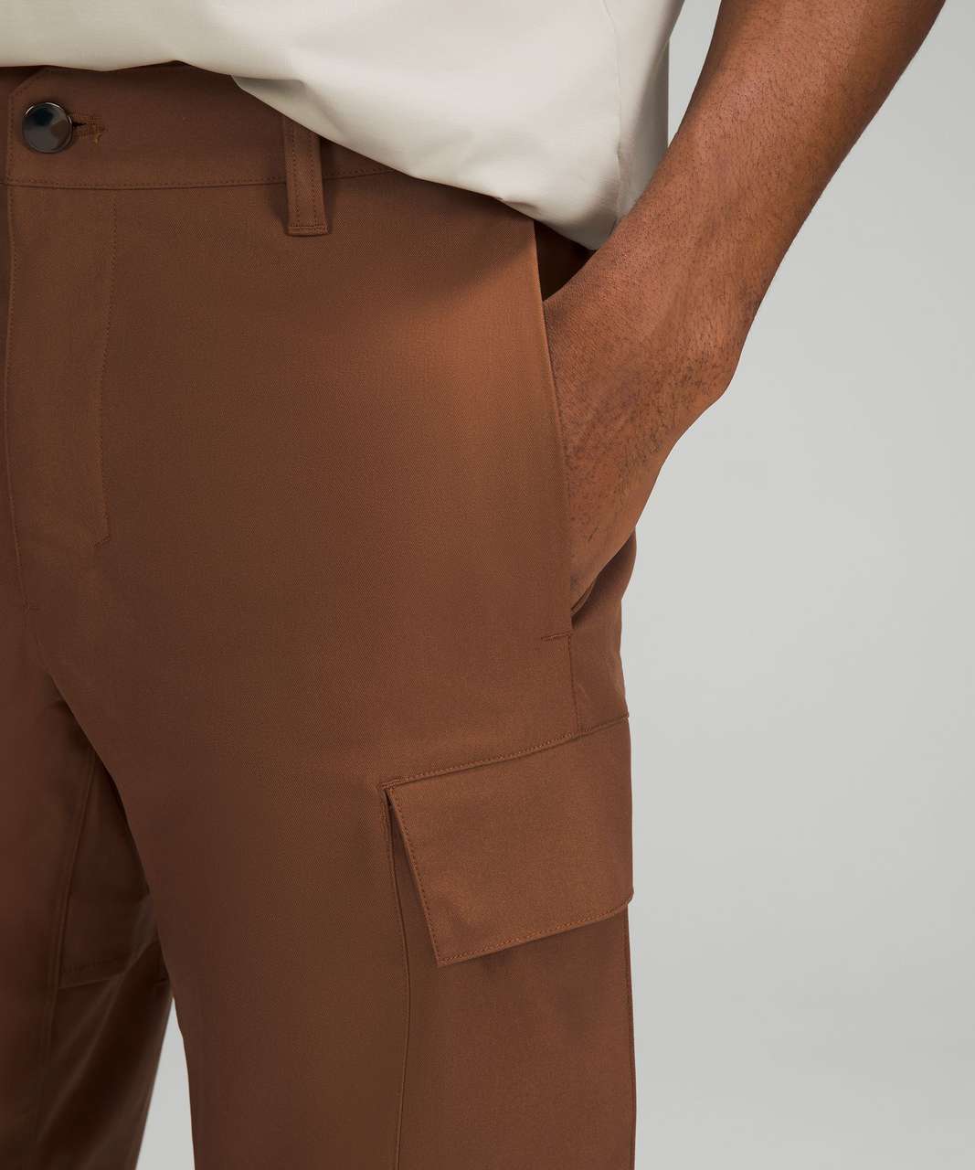 I know these pants don't need anymore hype, but wow, love them. Utilitech  Cargo (Roasted Brown), Softstreme Crew (Black) : r/lululemon