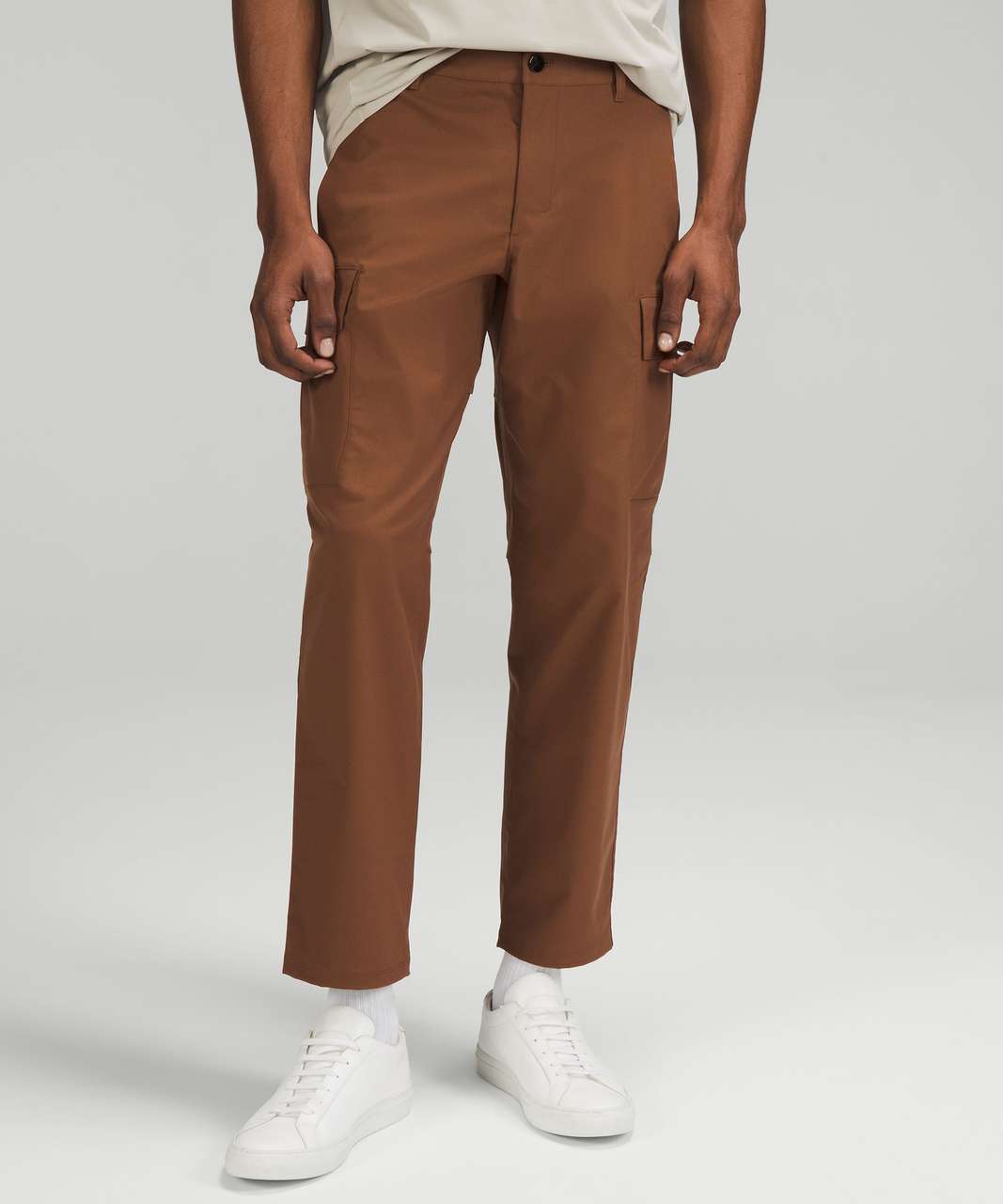 I know these pants don't need anymore hype, but wow, love them. Utilitech  Cargo (Roasted Brown), Softstreme Crew (Black) : r/lululemon