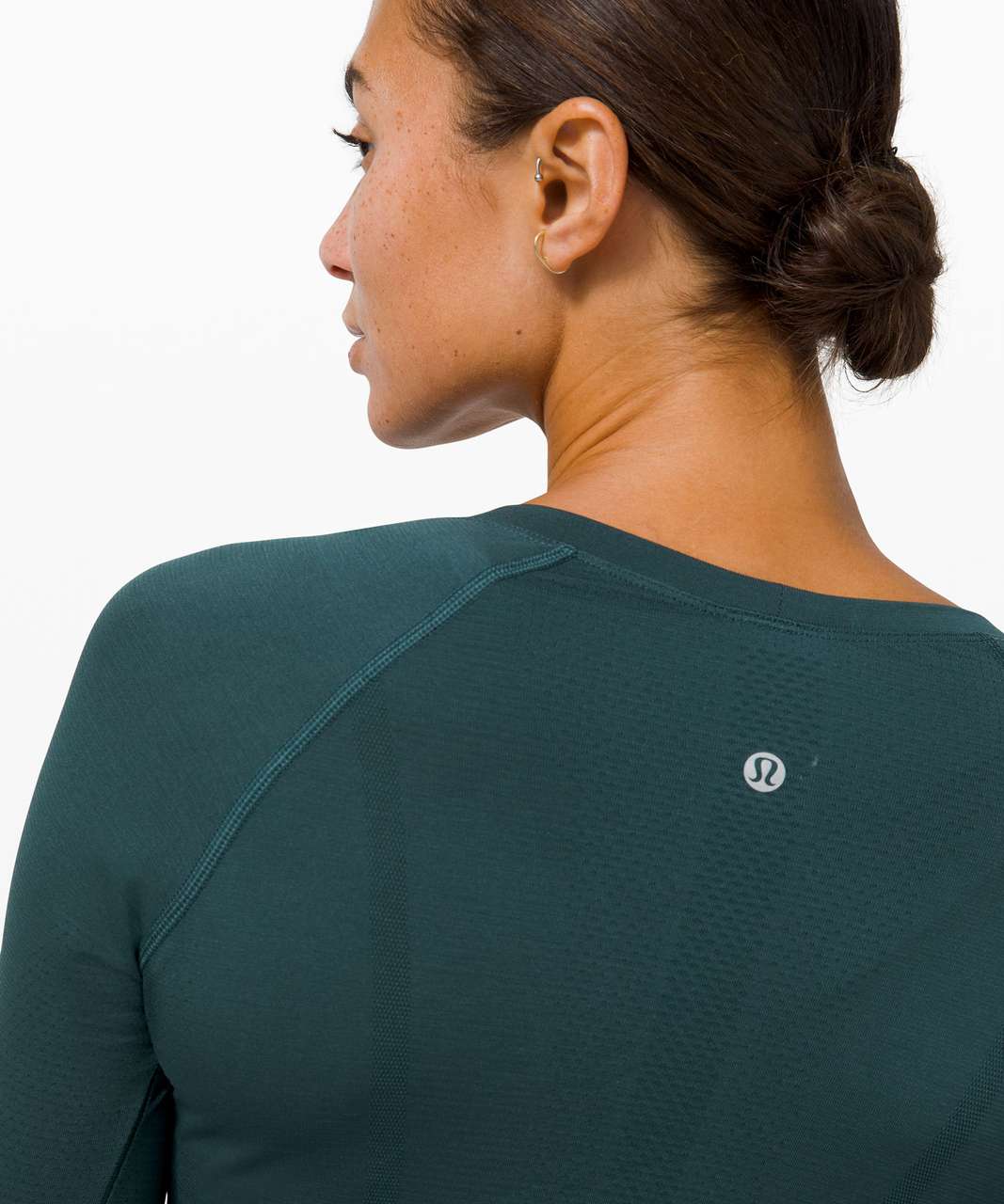 Lululemon Swiftly Tech Long Sleeve Shirt 2.0 - Submarine / Submarine