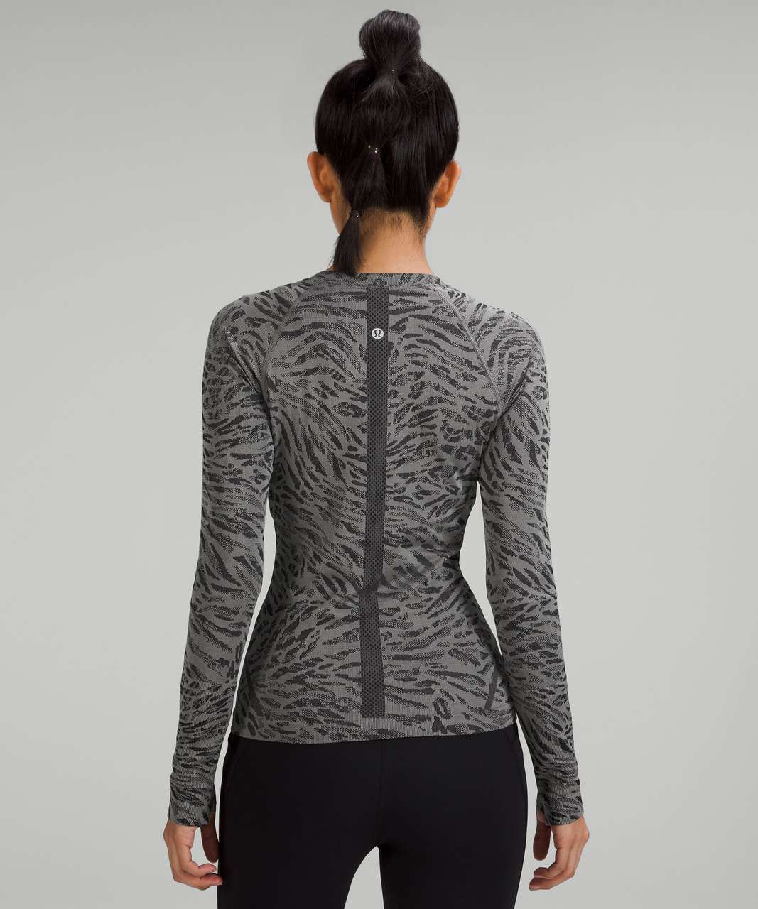 Lululemon Swiftly Tech Long Sleeve Shirt 2.0 *Race Length - Primal Clash Black / Gull Grey