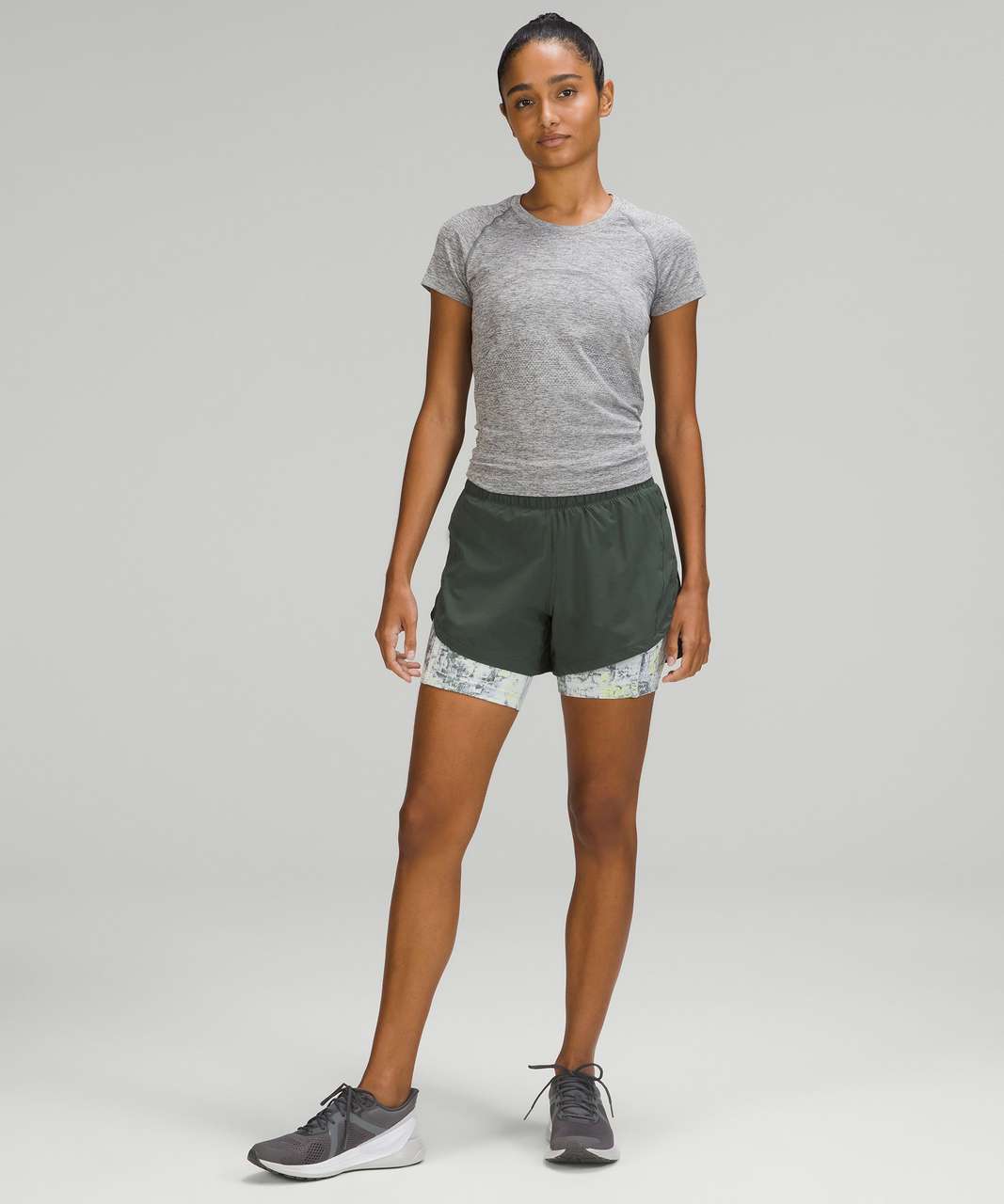 Comfiest fit ever! Swiftly tech race length in slate/white(8