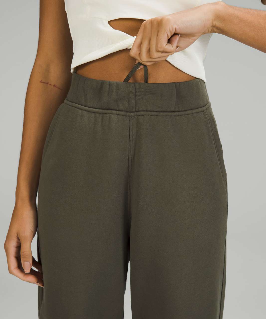 Lululemon Relaxed High-Rise Jogger - Carob Brown - lulu fanatics