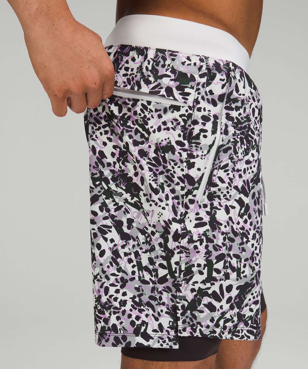 Lululemon License to Train Lined Short 7" - Command Camo Vapor Multi