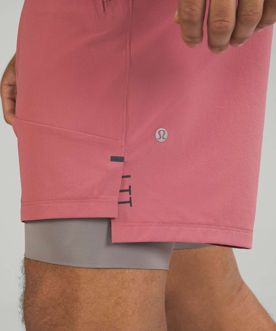 Lululemon License to Train Lined Short 7" - Brier Rose