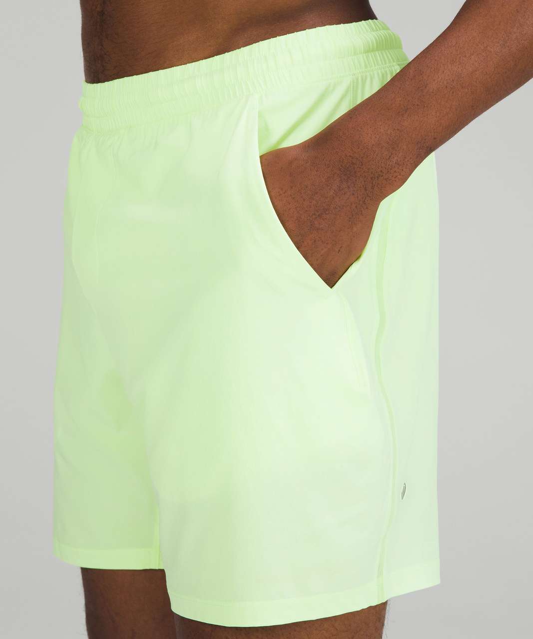 Lululemon Pace Breaker Short 7 *new Liner Fit In Willow Green