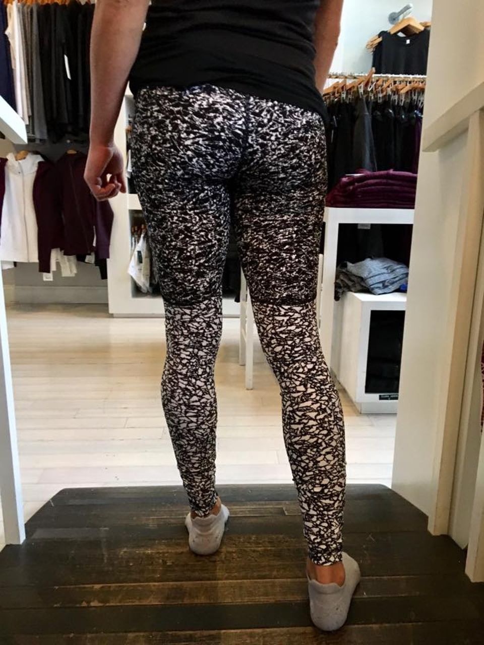 Lululemon Wunder Under High Rise Black and White Speckles Legging Size 6