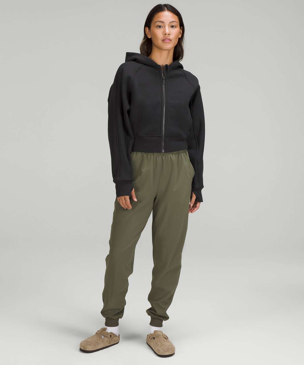 In store try-on: Thick Fleece Hoodie, Align Ribbed 25” (both 4