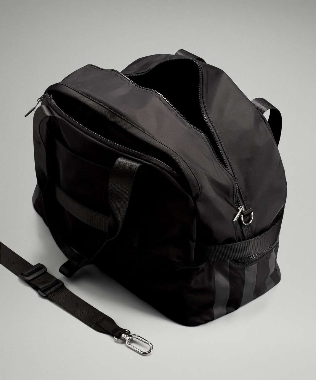 lululemon city adventurer large duffle bag