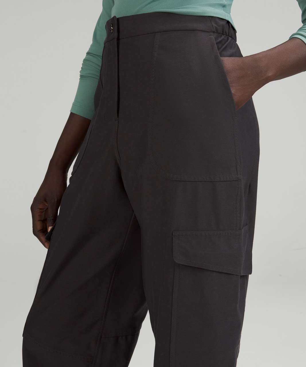 So in love with the Light Utilitech Cargo Pocket HR pant!! Run