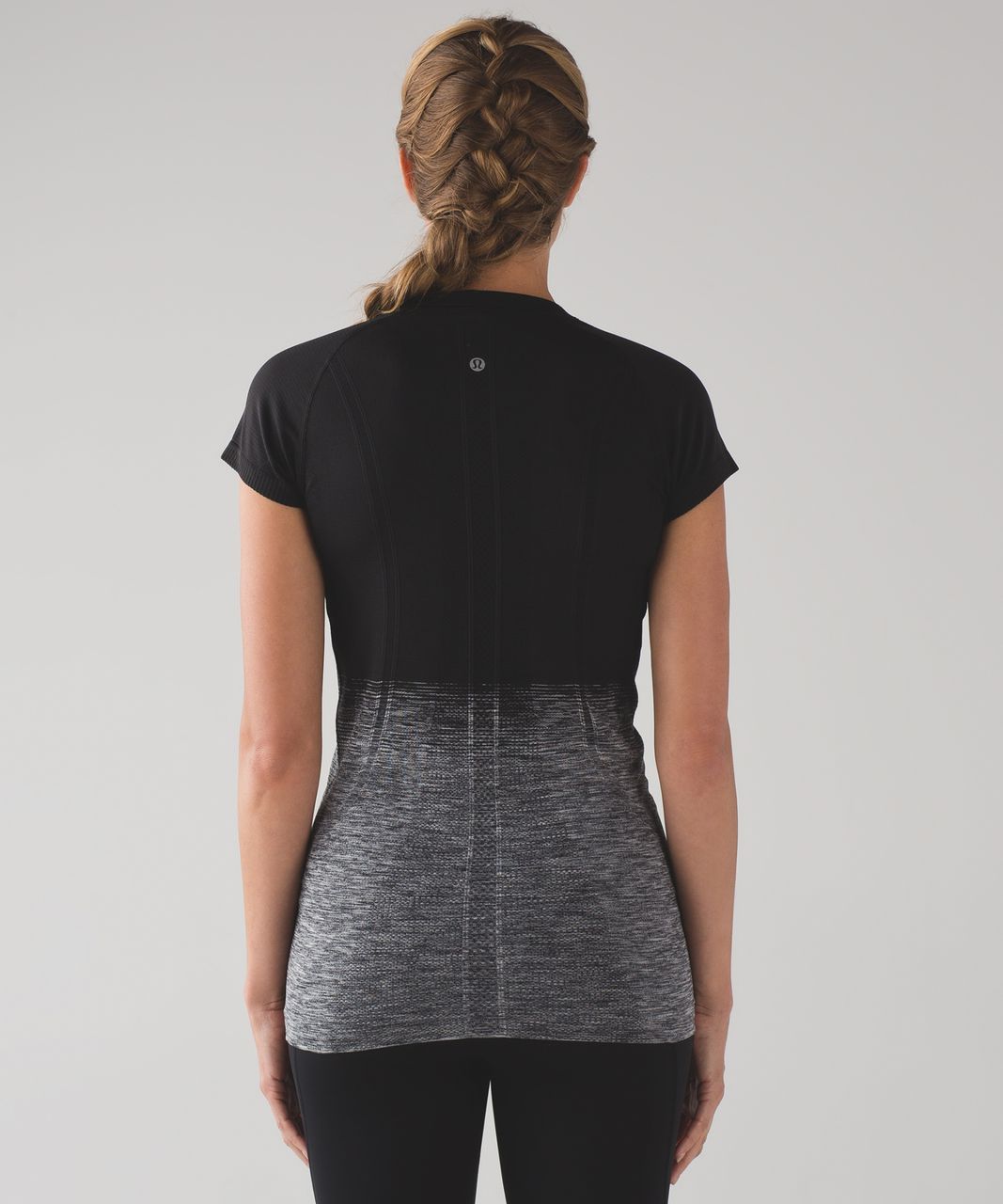 LULULEMON Swiftly Tech Short Sleeve (Black/White/Deep Coal/Titanium, 12) at   Women's Clothing store