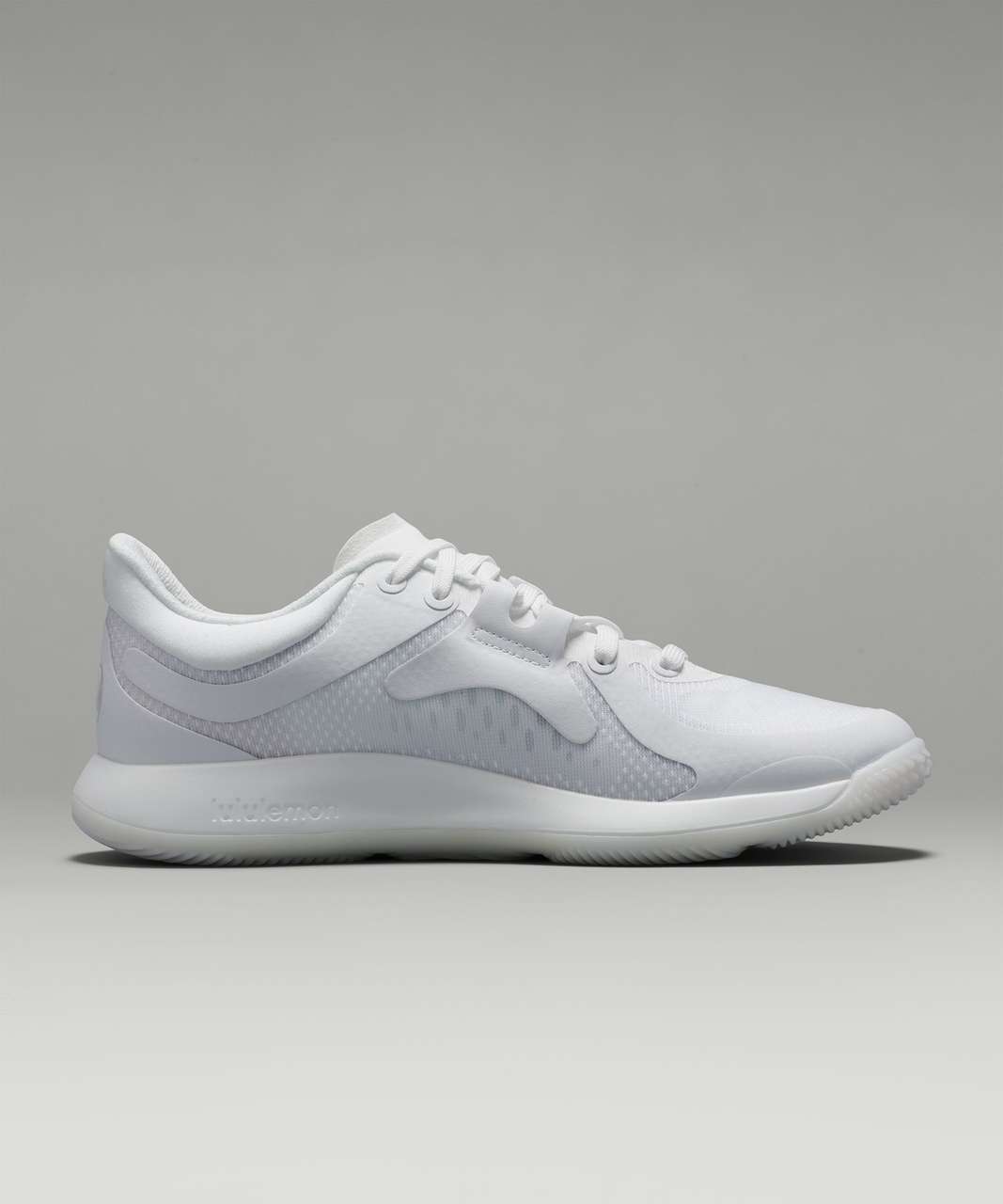 Lululemon Chargefeel Low Womens Workout Shoe White/Silver Drop size 10.5