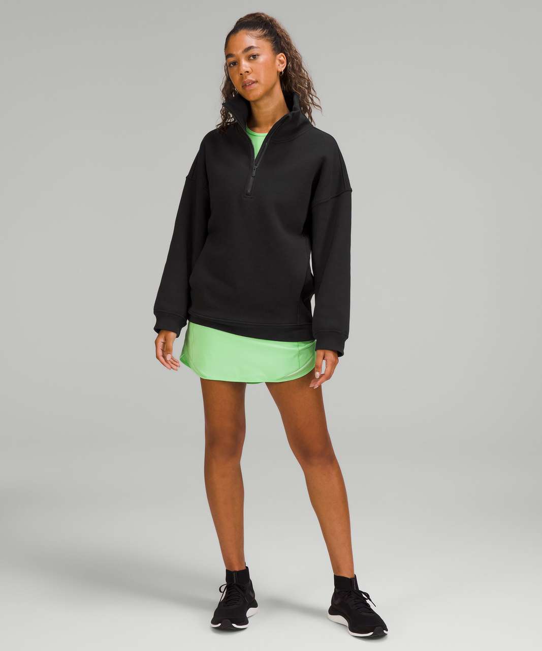 My new favorite purchase!! The thick fleece half-zip! I bought it in this  color and black… I know there's been a lot of mixed reviews about it, but I  love it and