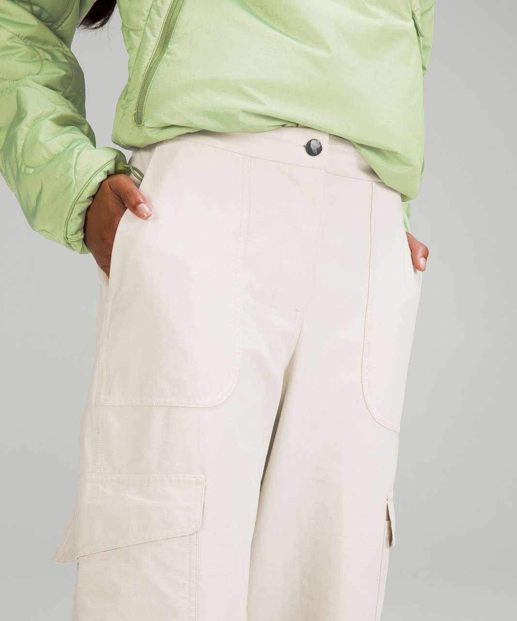 Lululemon Light Utilitech Cargo Pocket High Rise Pant - Retail $148