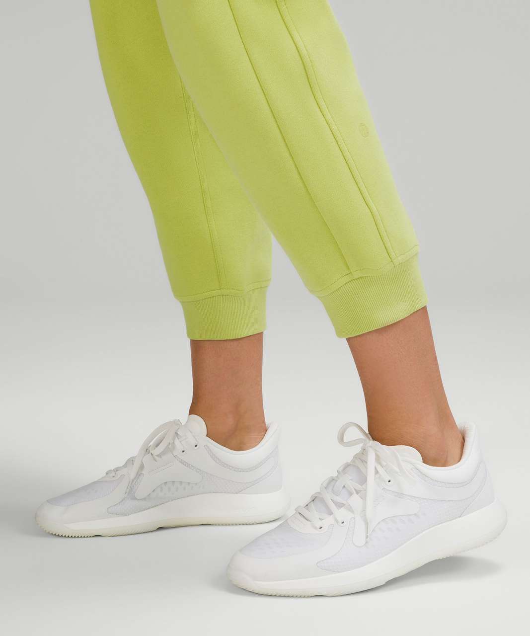 Lululemon Scuba High-Rise Cropped Jogger - Wasabi