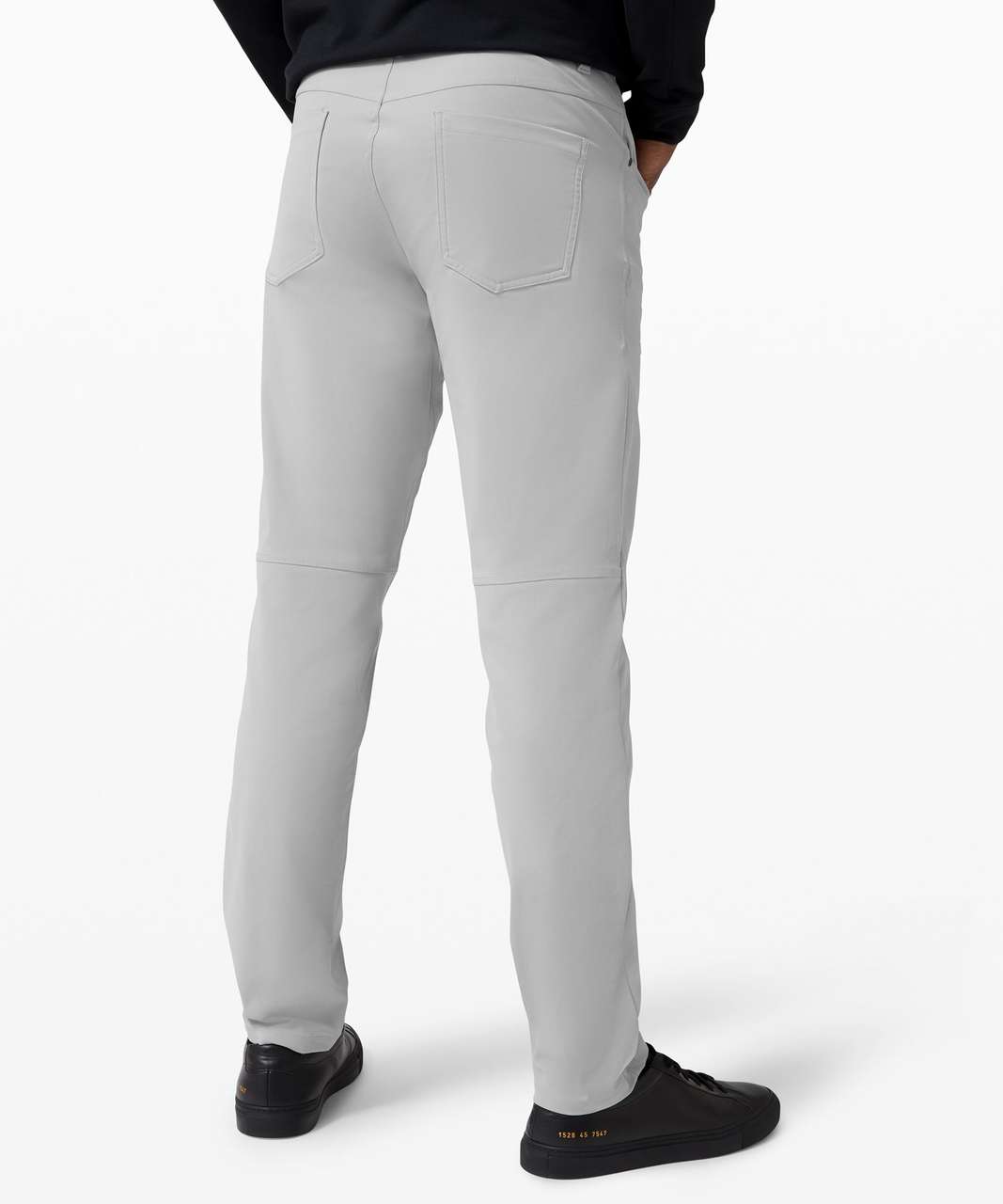 Lightweight Twill Classic-Fit Pant