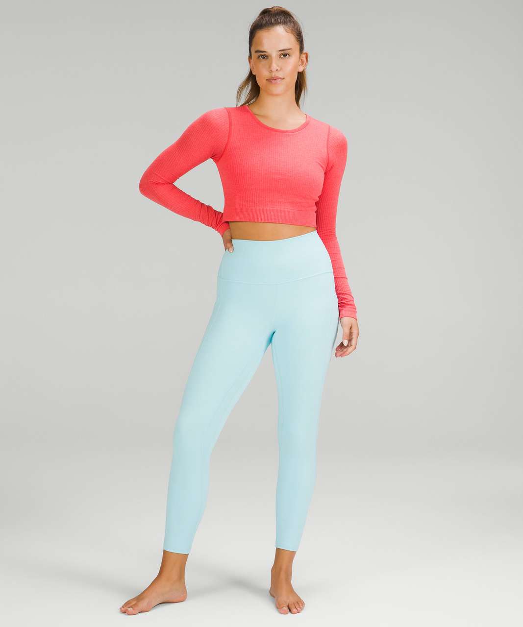 4) BNWT Lululemon Align™ High-Rise Pant 25 in Powder Blue Size 4, Women's  Fashion, Activewear on Carousell