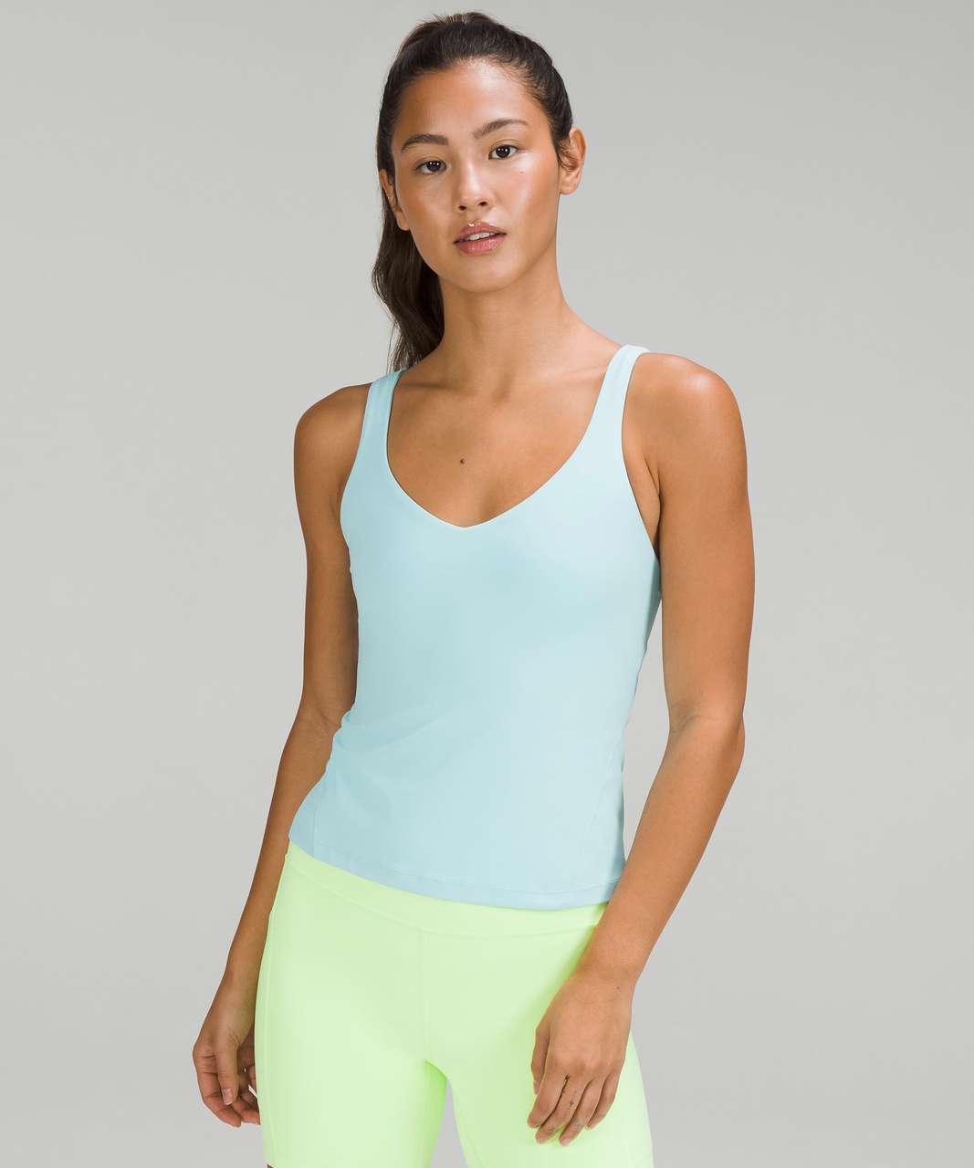 Align waist-length tank top (6) and uplifting scrunchie : r/lululemon