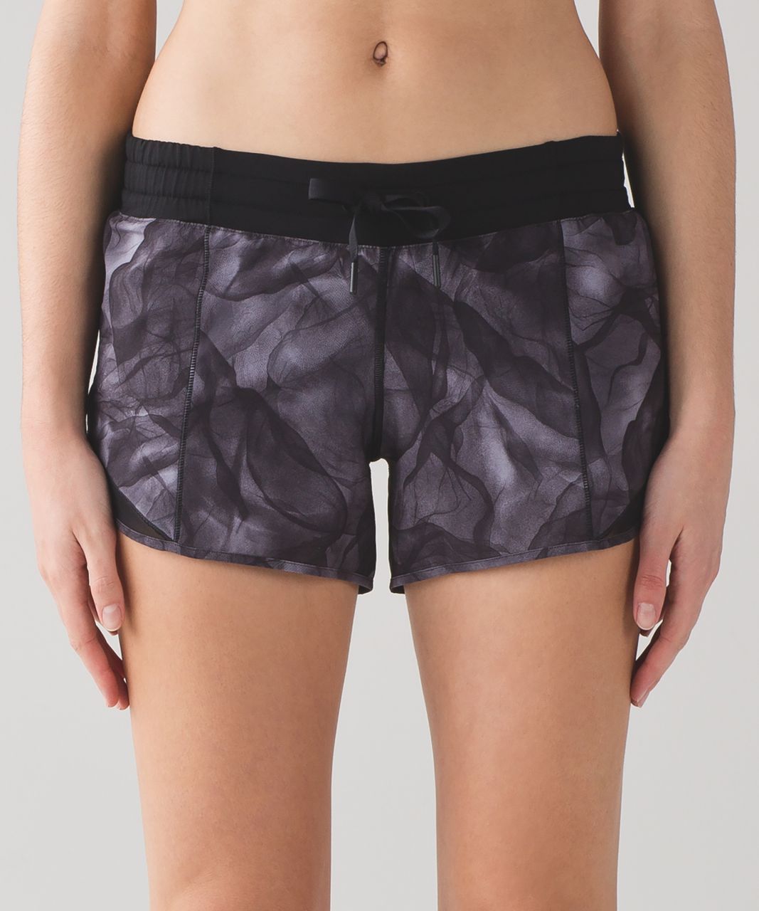 Lululemon Hotty Hot Short (Long 4") - Mini Midnight Tulle Multi Black / Black