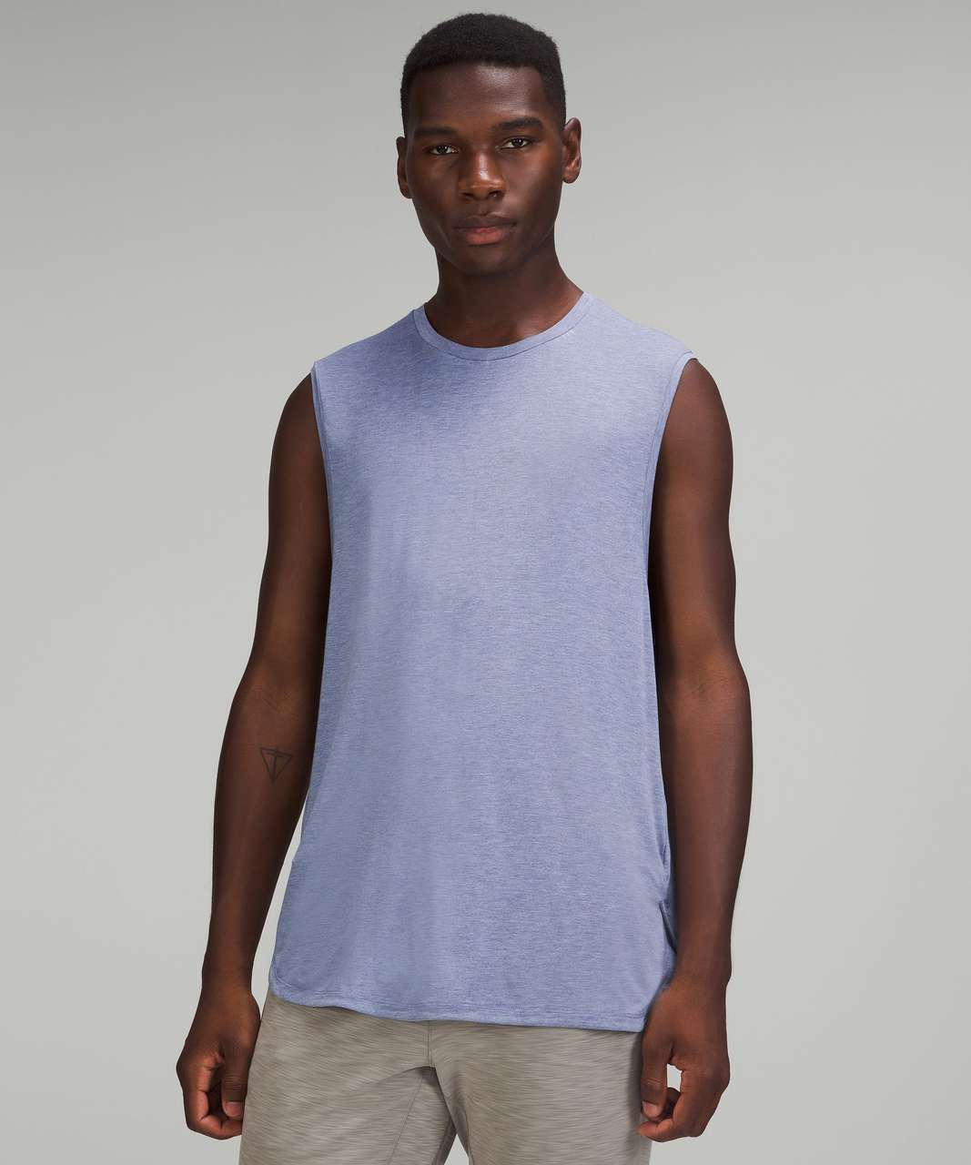 https://storage.googleapis.com/lulu-fanatics/product/78885/1280/lululemon-balancer-tank-top-heathered-peri-purple-026496-419452.jpg